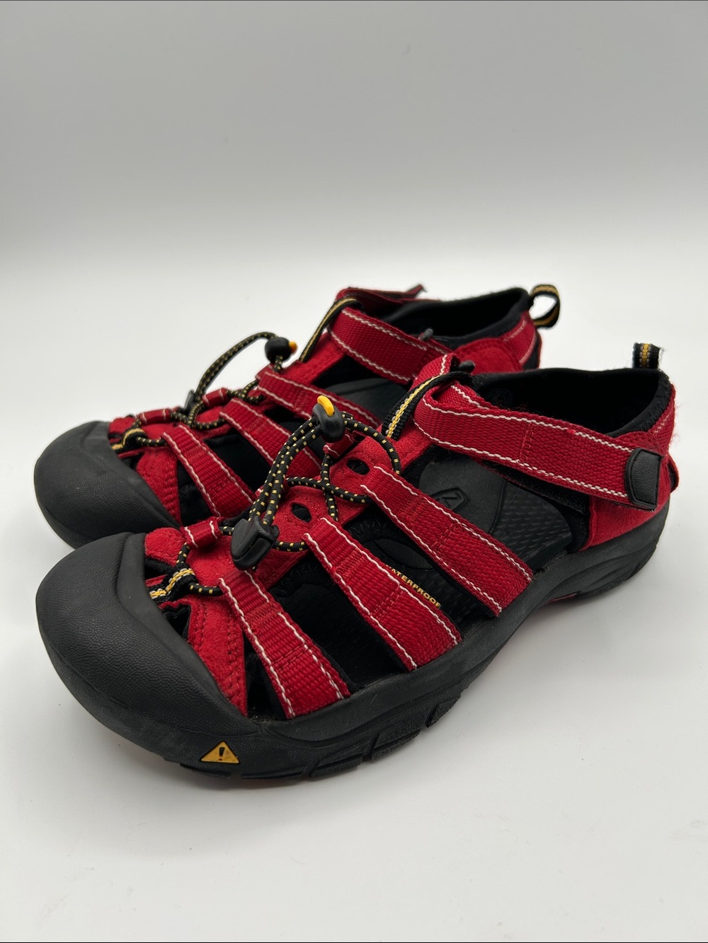Keen Newport H2 Red and Black Big Kids Closed-Toe Athletic Sandals